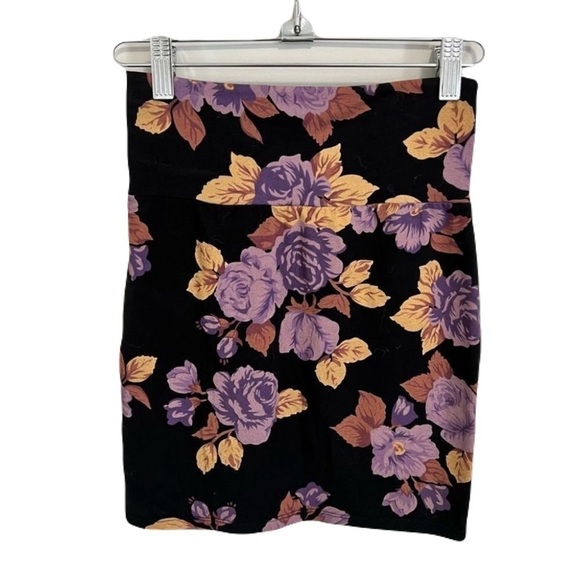 Aritzia Dresses & Skirts - Aritzia Talula Floral High Waist Bodycon Pull On Mini Skirt
